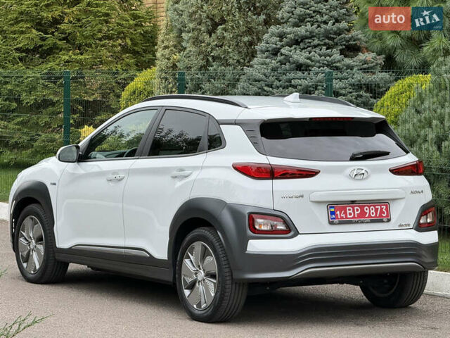 Білий Хендай Kona, об'ємом двигуна 0 л та пробігом 95 тис. км за 18150 $, фото 19 на Automoto.ua