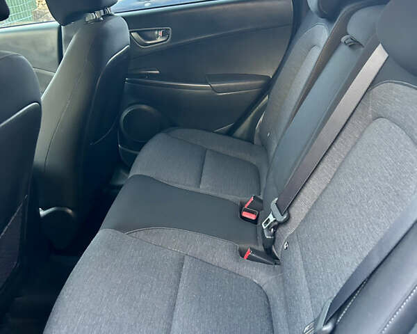 Белый Хендай Kona, объемом двигателя 0 л и пробегом 109 тыс. км за 16396 $, фото 24 на Automoto.ua