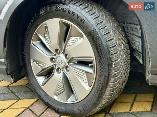 Белый Хендай Kona, объемом двигателя 0 л и пробегом 70 тыс. км за 17700 $, фото 6 на Automoto.ua