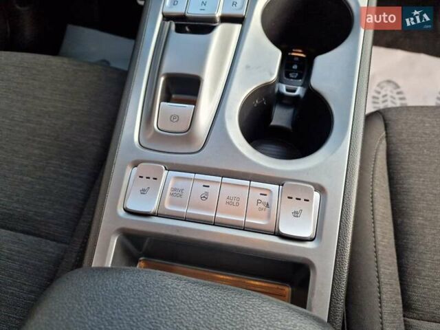 Белый Хендай Kona, объемом двигателя 0 л и пробегом 70 тыс. км за 16500 $, фото 34 на Automoto.ua