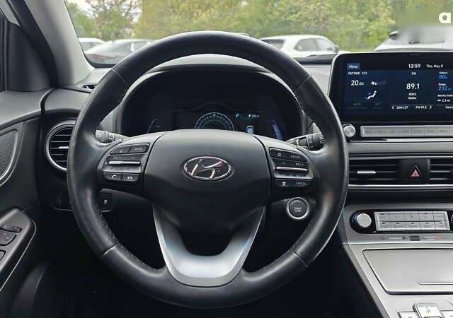 Білий Хендай Kona, об'ємом двигуна 0 л та пробігом 33 тис. км за 19999 $, фото 8 на Automoto.ua