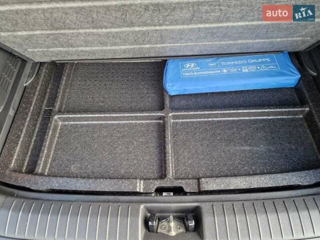 Белый Хендай Kona, объемом двигателя 0 л и пробегом 70 тыс. км за 16500 $, фото 47 на Automoto.ua