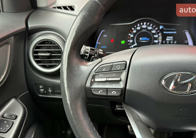 Белый Хендай Kona, объемом двигателя 0 л и пробегом 70 тыс. км за 16950 $, фото 27 на Automoto.ua