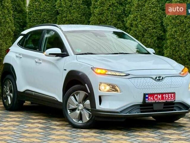 Белый Хендай Kona, объемом двигателя 0 л и пробегом 15 тыс. км за 16700 $, фото 2 на Automoto.ua