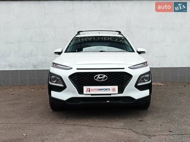 Білий Хендай Kona, об'ємом двигуна 2 л та пробігом 58 тис. км за 17900 $, фото 1 на Automoto.ua