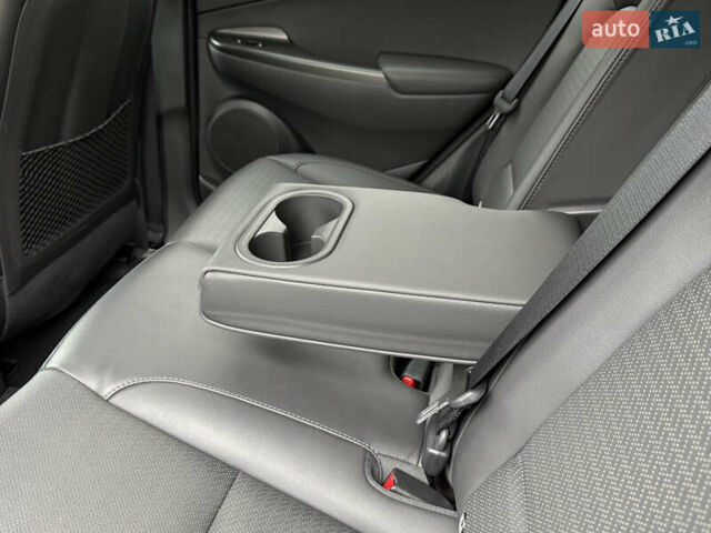 Білий Хендай Kona, об'ємом двигуна 0 л та пробігом 95 тис. км за 18150 $, фото 76 на Automoto.ua
