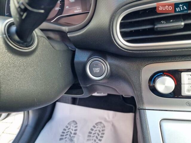 Белый Хендай Kona, объемом двигателя 0 л и пробегом 70 тыс. км за 16500 $, фото 30 на Automoto.ua