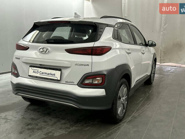 Білий Хендай Kona, об'ємом двигуна 0 л та пробігом 36 тис. км за 14710 $, фото 3 на Automoto.ua