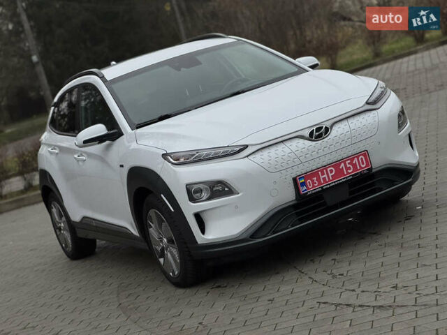 Білий Хендай Kona, об'ємом двигуна 0 л та пробігом 82 тис. км за 18500 $, фото 26 на Automoto.ua