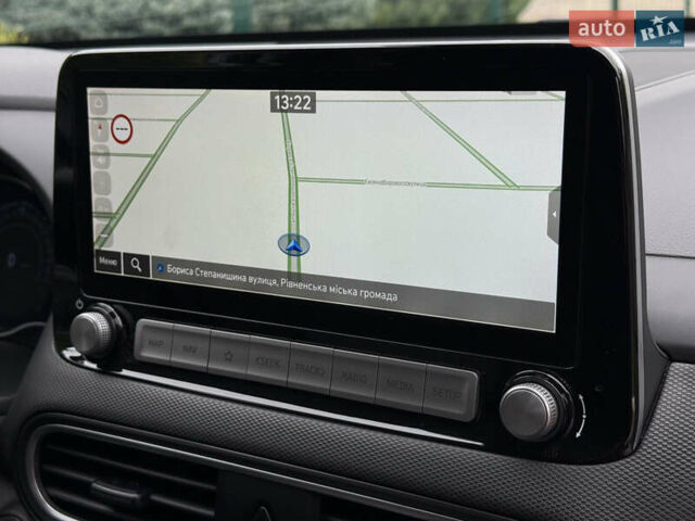 Білий Хендай Kona, об'ємом двигуна 0 л та пробігом 95 тис. км за 18150 $, фото 89 на Automoto.ua