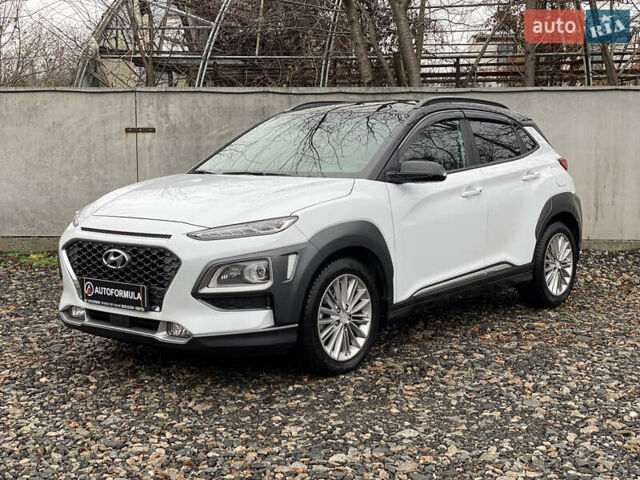 Белый Хендай Kona, объемом двигателя 1.59 л и пробегом 43 тыс. км за 20490 $, фото 4 на Automoto.ua