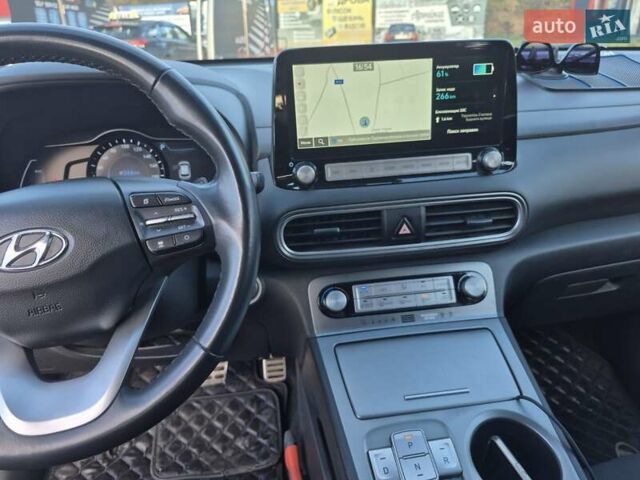 Белый Хендай Kona, объемом двигателя 0 л и пробегом 98 тыс. км за 17200 $, фото 10 на Automoto.ua
