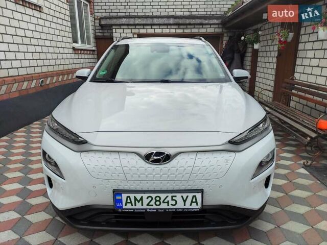 Белый Хендай Kona, объемом двигателя 0 л и пробегом 149 тыс. км за 17400 $, фото 13 на Automoto.ua