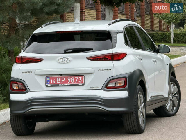 Білий Хендай Kona, об'ємом двигуна 0 л та пробігом 95 тис. км за 18150 $, фото 1 на Automoto.ua