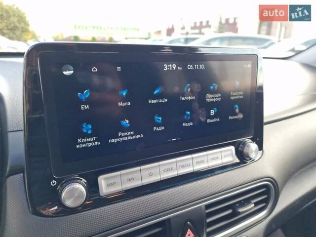 Белый Хендай Kona, объемом двигателя 0 л и пробегом 70 тыс. км за 16500 $, фото 31 на Automoto.ua