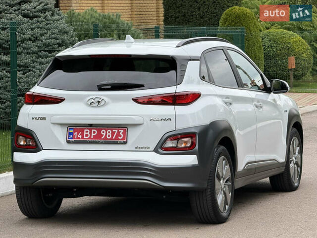 Білий Хендай Kona, об'ємом двигуна 0 л та пробігом 95 тис. км за 18150 $, фото 30 на Automoto.ua