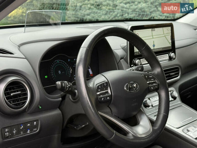Білий Хендай Kona, об'ємом двигуна 0 л та пробігом 95 тис. км за 18150 $, фото 67 на Automoto.ua