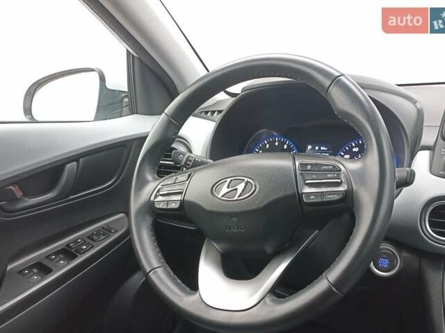 Білий Хендай Kona, об'ємом двигуна 2 л та пробігом 58 тис. км за 17900 $, фото 15 на Automoto.ua