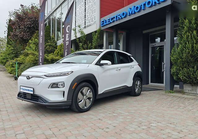 Белый Хендай Kona, объемом двигателя 0 л и пробегом 33 тыс. км за 19999 $, фото 1 на Automoto.ua