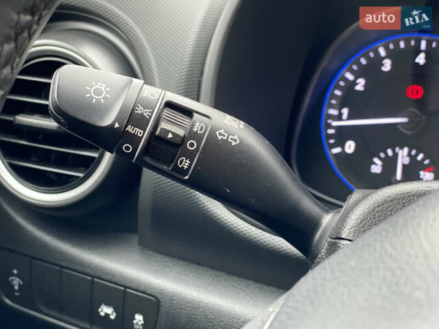 Белый Хендай Kona, объемом двигателя 1.59 л и пробегом 43 тыс. км за 20490 $, фото 20 на Automoto.ua