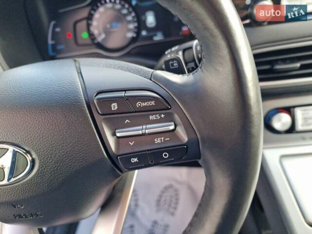 Белый Хендай Kona, объемом двигателя 0 л и пробегом 70 тыс. км за 16500 $, фото 29 на Automoto.ua