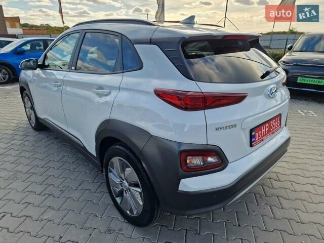 Белый Хендай Kona, объемом двигателя 0 л и пробегом 70 тыс. км за 16500 $, фото 14 на Automoto.ua