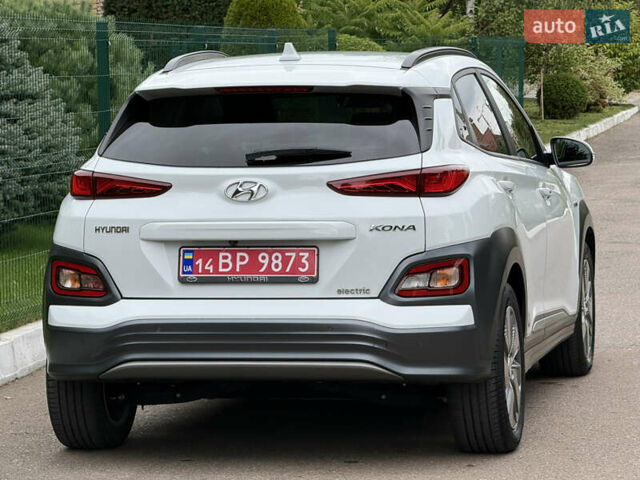Білий Хендай Kona, об'ємом двигуна 0 л та пробігом 95 тис. км за 18150 $, фото 29 на Automoto.ua