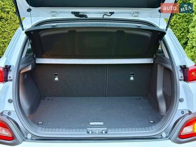 Белый Хендай Kona, объемом двигателя 0 л и пробегом 15 тыс. км за 16700 $, фото 15 на Automoto.ua