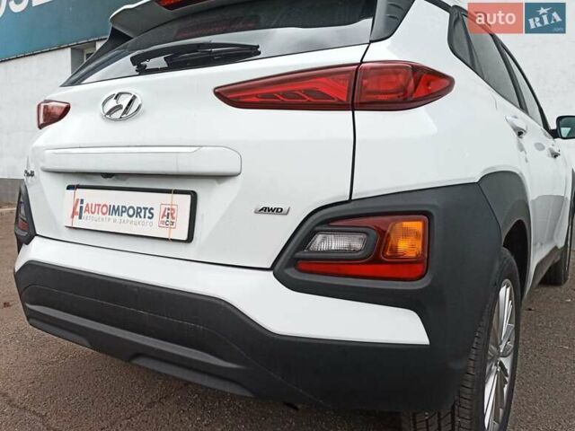 Білий Хендай Kona, об'ємом двигуна 2 л та пробігом 58 тис. км за 17900 $, фото 8 на Automoto.ua