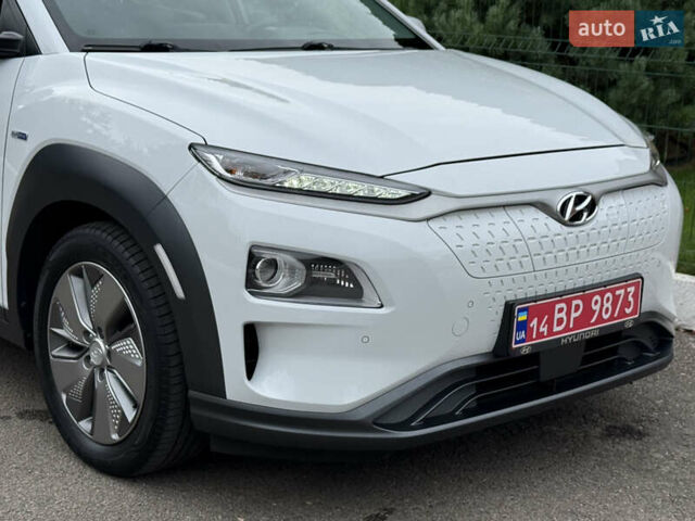 Білий Хендай Kona, об'ємом двигуна 0 л та пробігом 95 тис. км за 18150 $, фото 21 на Automoto.ua
