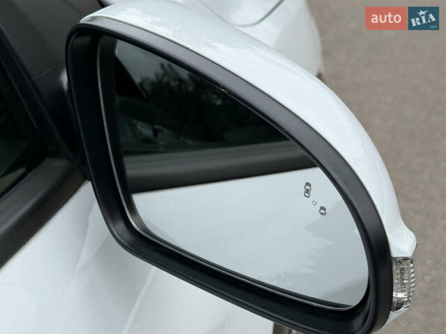 Білий Хендай Kona, об'ємом двигуна 0 л та пробігом 95 тис. км за 18150 $, фото 54 на Automoto.ua