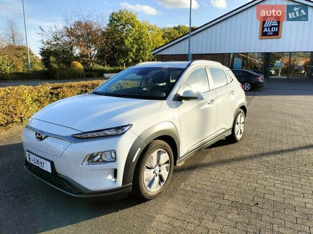 Білий Хендай Kona, об'ємом двигуна 0 л та пробігом 149 тис. км за 17000 $, фото 8 на Automoto.ua