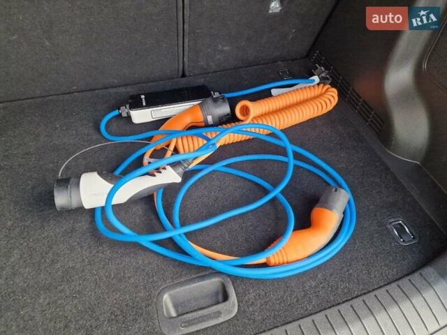 Белый Хендай Kona, объемом двигателя 0 л и пробегом 70 тыс. км за 16500 $, фото 46 на Automoto.ua