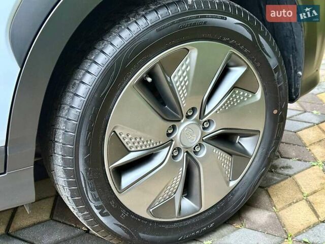 Белый Хендай Kona, объемом двигателя 0 л и пробегом 15 тыс. км за 16700 $, фото 7 на Automoto.ua