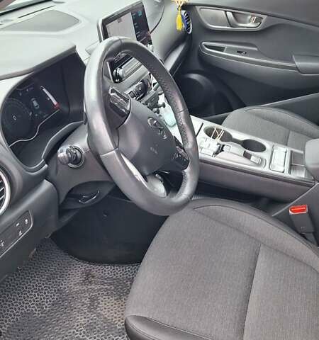 Белый Хендай Kona, объемом двигателя 0 л и пробегом 55 тыс. км за 16500 $, фото 16 на Automoto.ua