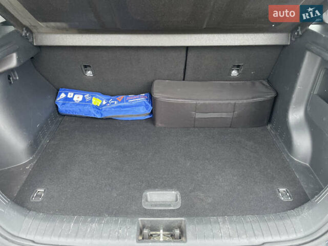 Білий Хендай Kona, об'ємом двигуна 0 л та пробігом 110 тис. км за 17300 $, фото 10 на Automoto.ua