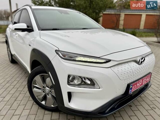 Белый Хендай Kona, объемом двигателя 0 л и пробегом 115 тыс. км за 17250 $, фото 4 на Automoto.ua