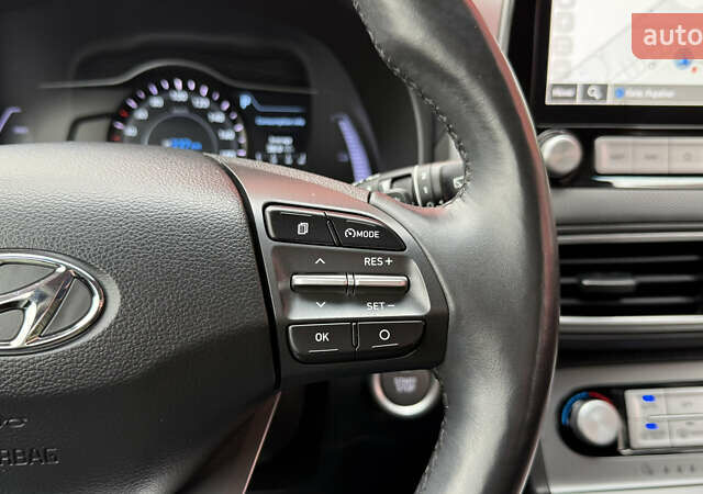 Белый Хендай Kona, объемом двигателя 0 л и пробегом 70 тыс. км за 16950 $, фото 28 на Automoto.ua