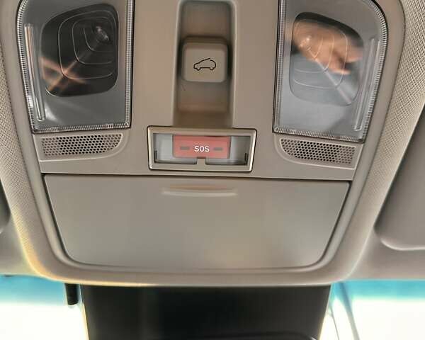 Белый Хендай Kona, объемом двигателя 0 л и пробегом 74 тыс. км за 19500 $, фото 22 на Automoto.ua