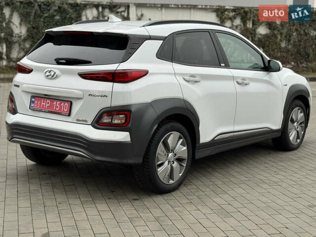 Білий Хендай Kona, об'ємом двигуна 0 л та пробігом 82 тис. км за 18500 $, фото 13 на Automoto.ua