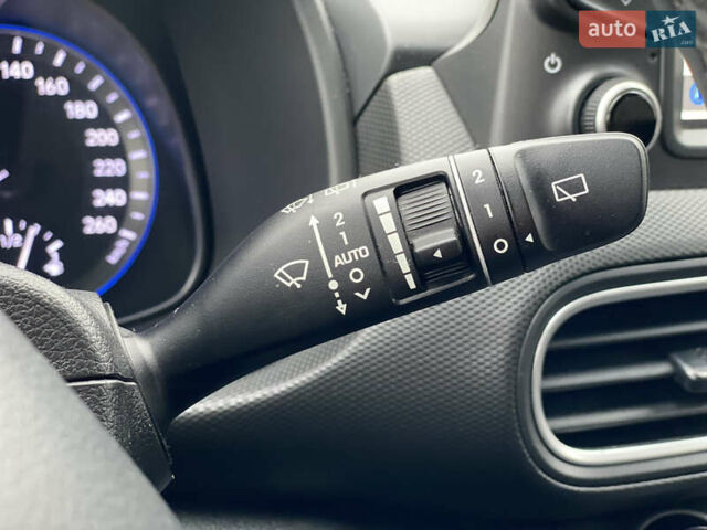 Белый Хендай Kona, объемом двигателя 1.59 л и пробегом 43 тыс. км за 20490 $, фото 21 на Automoto.ua