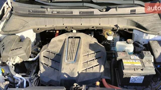 Білий Хендай Kona, об'ємом двигуна 0 л та пробігом 149 тис. км за 17000 $, фото 24 на Automoto.ua