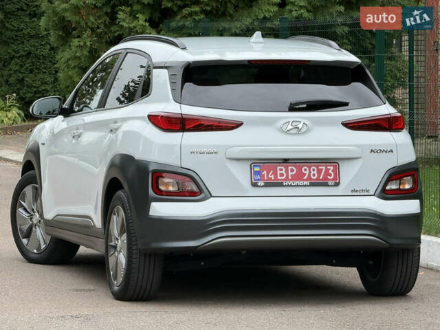 Білий Хендай Kona, об'ємом двигуна 0 л та пробігом 95 тис. км за 18150 $, фото 2 на Automoto.ua