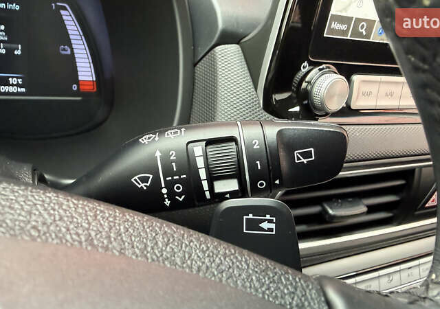 Белый Хендай Kona, объемом двигателя 0 л и пробегом 70 тыс. км за 16950 $, фото 31 на Automoto.ua