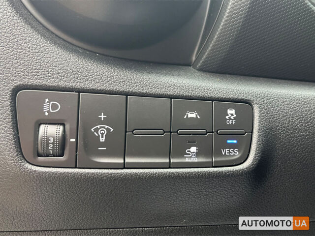 Білий Хендай Kona, об'ємом двигуна 39 л та пробігом 46 тис. км за 16999 $, фото 14 на Automoto.ua