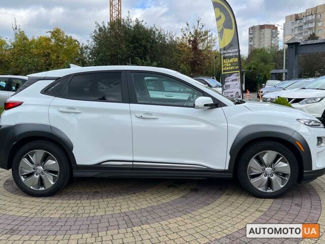 Белый Хендай Kona, объемом двигателя 64 л и пробегом 32 тыс. км за 22999 $, фото 7 на Automoto.ua