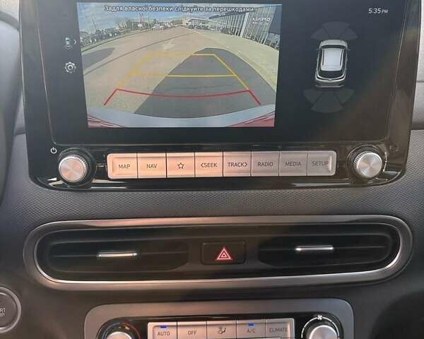 Білий Хендай Kona, об'ємом двигуна 0 л та пробігом 43 тис. км за 16700 $, фото 25 на Automoto.ua