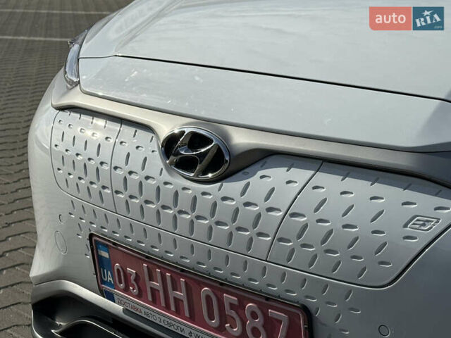 Білий Хендай Kona, об'ємом двигуна 0 л та пробігом 55 тис. км за 19950 $, фото 20 на Automoto.ua