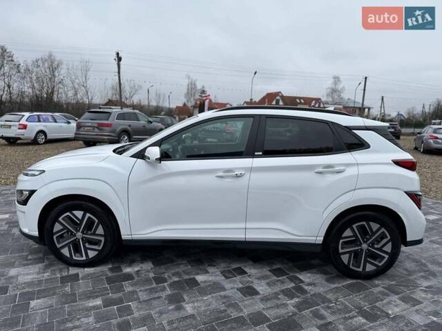 Білий Хендай Kona, об'ємом двигуна 0 л та пробігом 20 тис. км за 18699 $, фото 5 на Automoto.ua