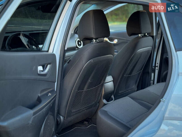 Белый Хендай Kona, объемом двигателя 0 л и пробегом 148 тыс. км за 18500 $, фото 38 на Automoto.ua